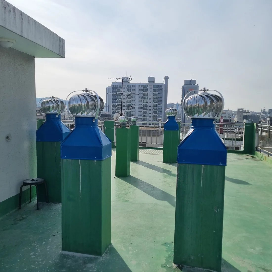서울 서대문구 홍제동 옥상 환풍기 300파이 4대 벤츄레이터 동체+좌대 교체 시공 후