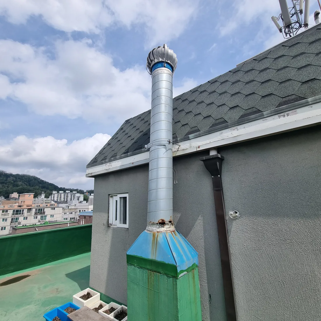 인천 서구 청라동 옥상 환풍기 300파이 벤츄레이터 동체+좌대 교체 시공 전